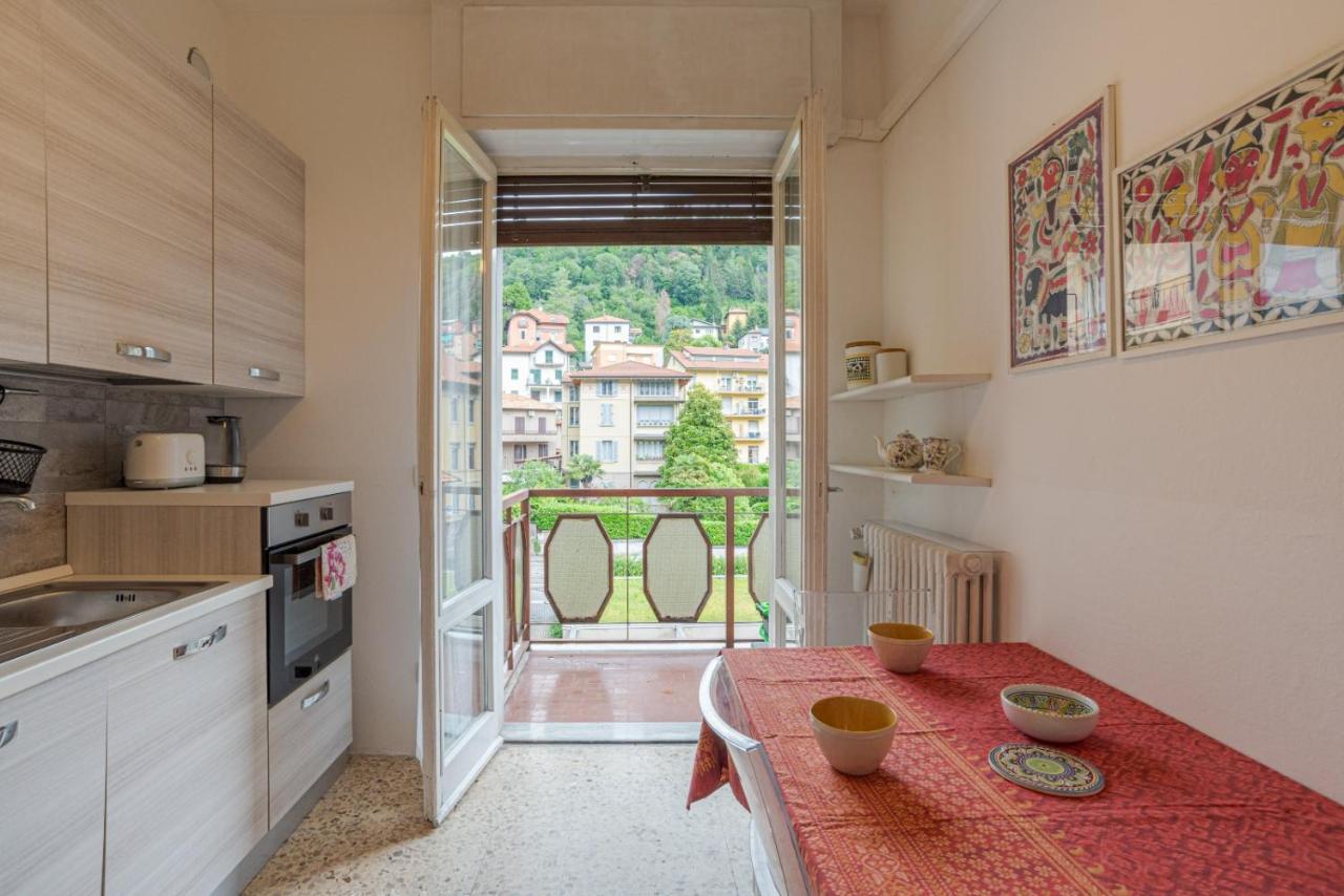 Lovely & Quiet Apartment - With Balcony & Parking Como Buitenkant foto