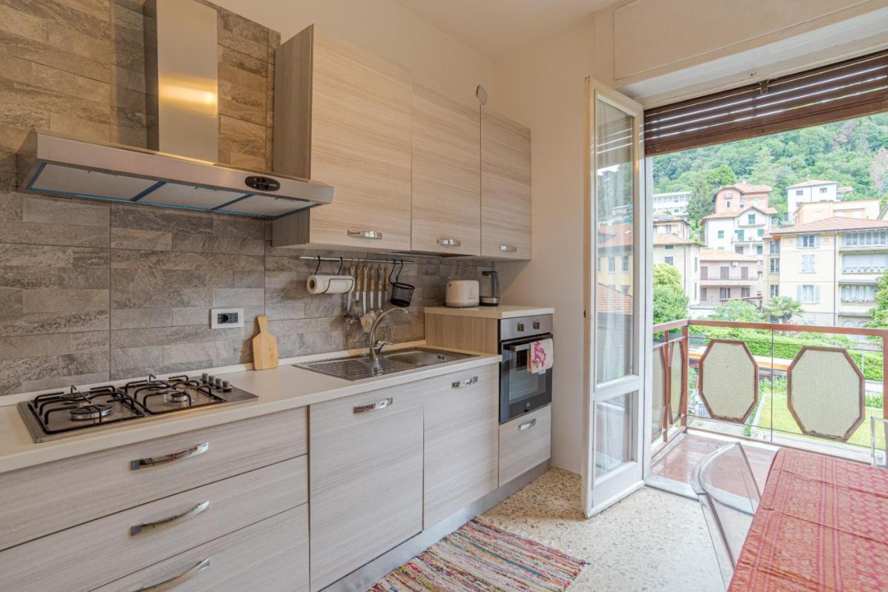 Lovely & Quiet Apartment - With Balcony & Parking Como Buitenkant foto